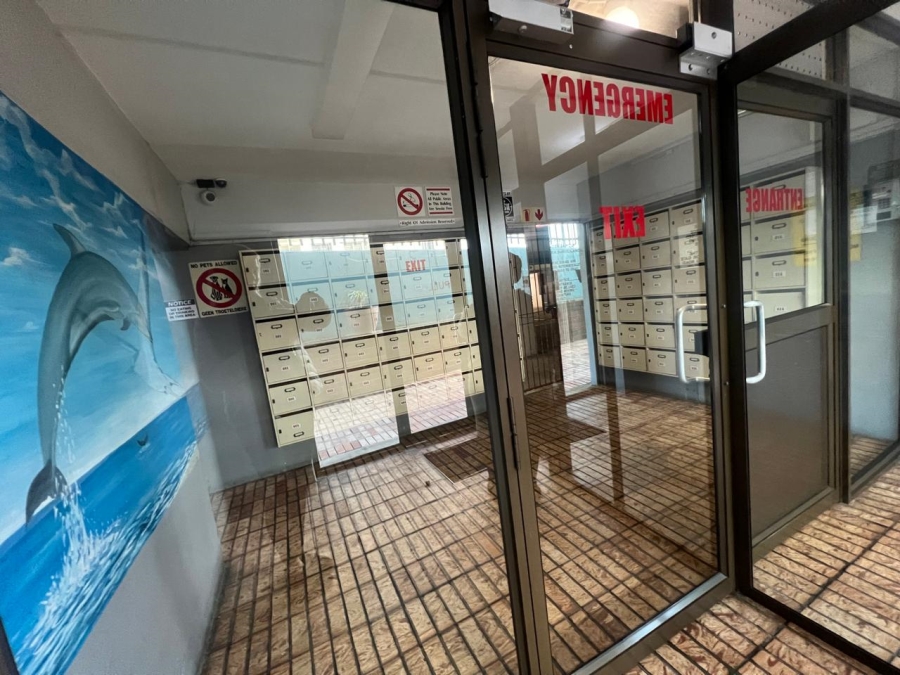 To Let 1 Bedroom Property for Rent in Humewood Eastern Cape